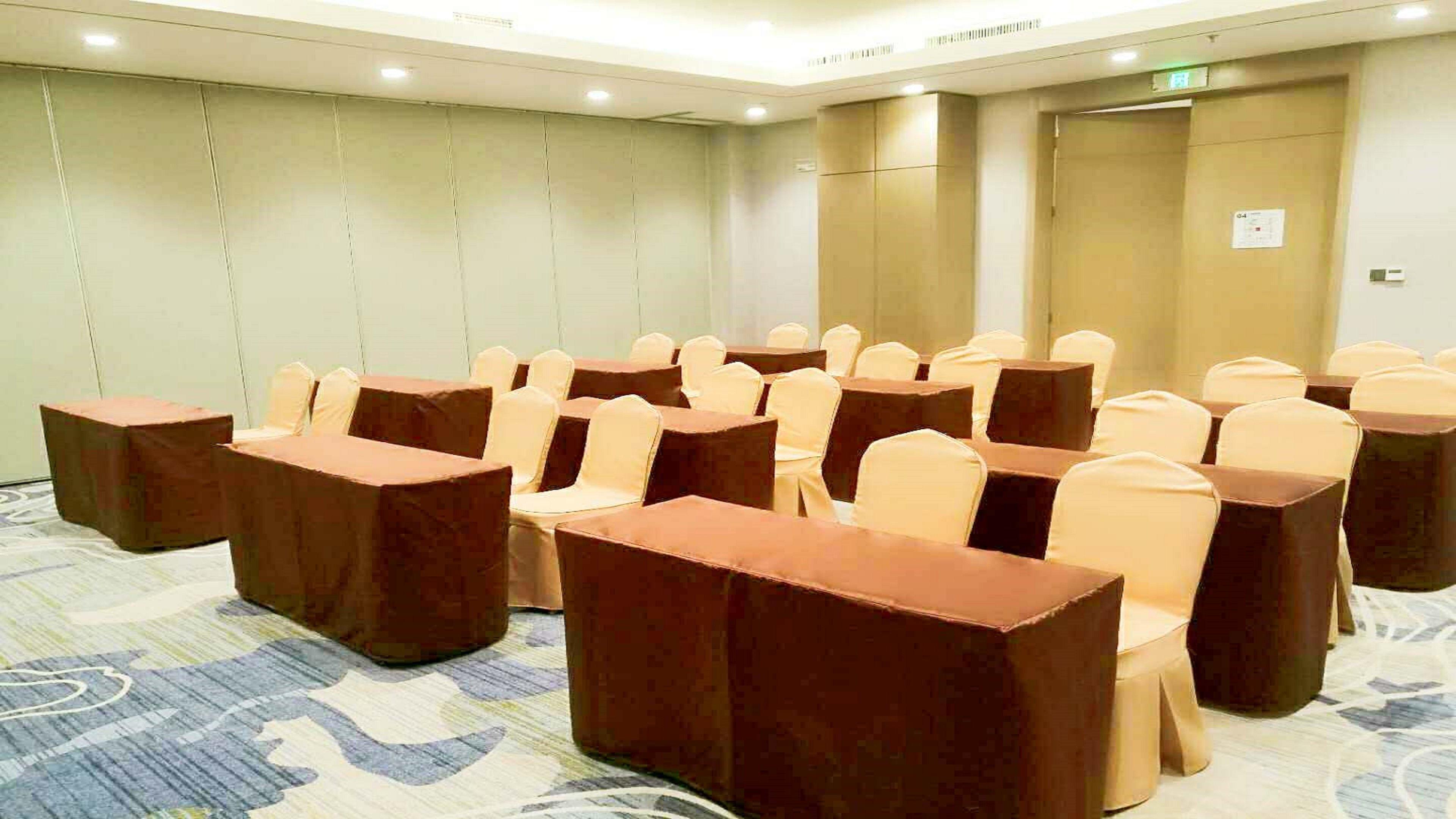 Holiday Inn Express Anshan Downtown By Ihg Luaran gambar